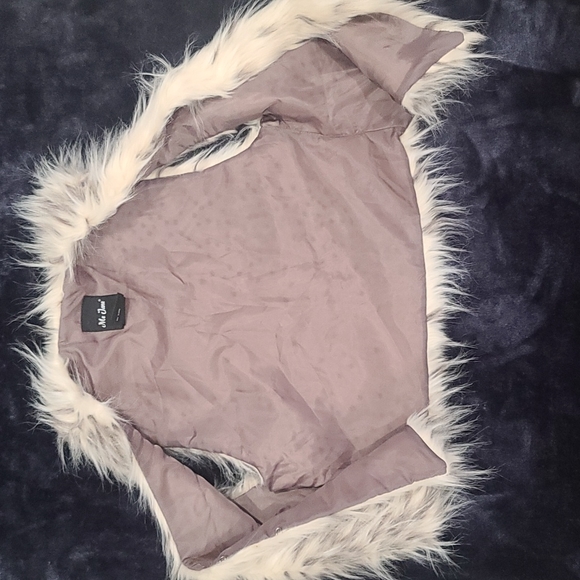 Vintage Faux Fur Vest - Picture 4 of 4